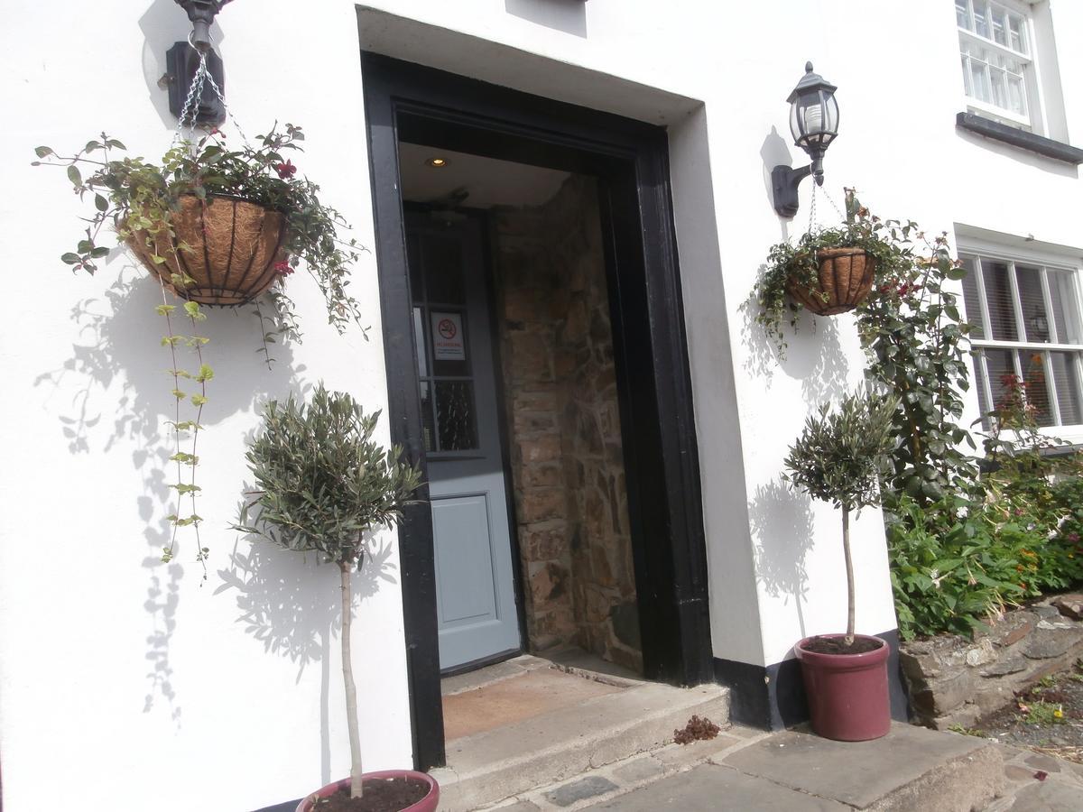 Rams Head Inn Dolton Dış mekan fotoğraf