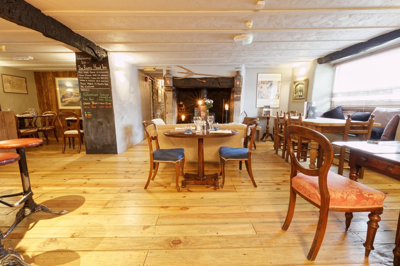Rams Head Inn Dolton Dış mekan fotoğraf